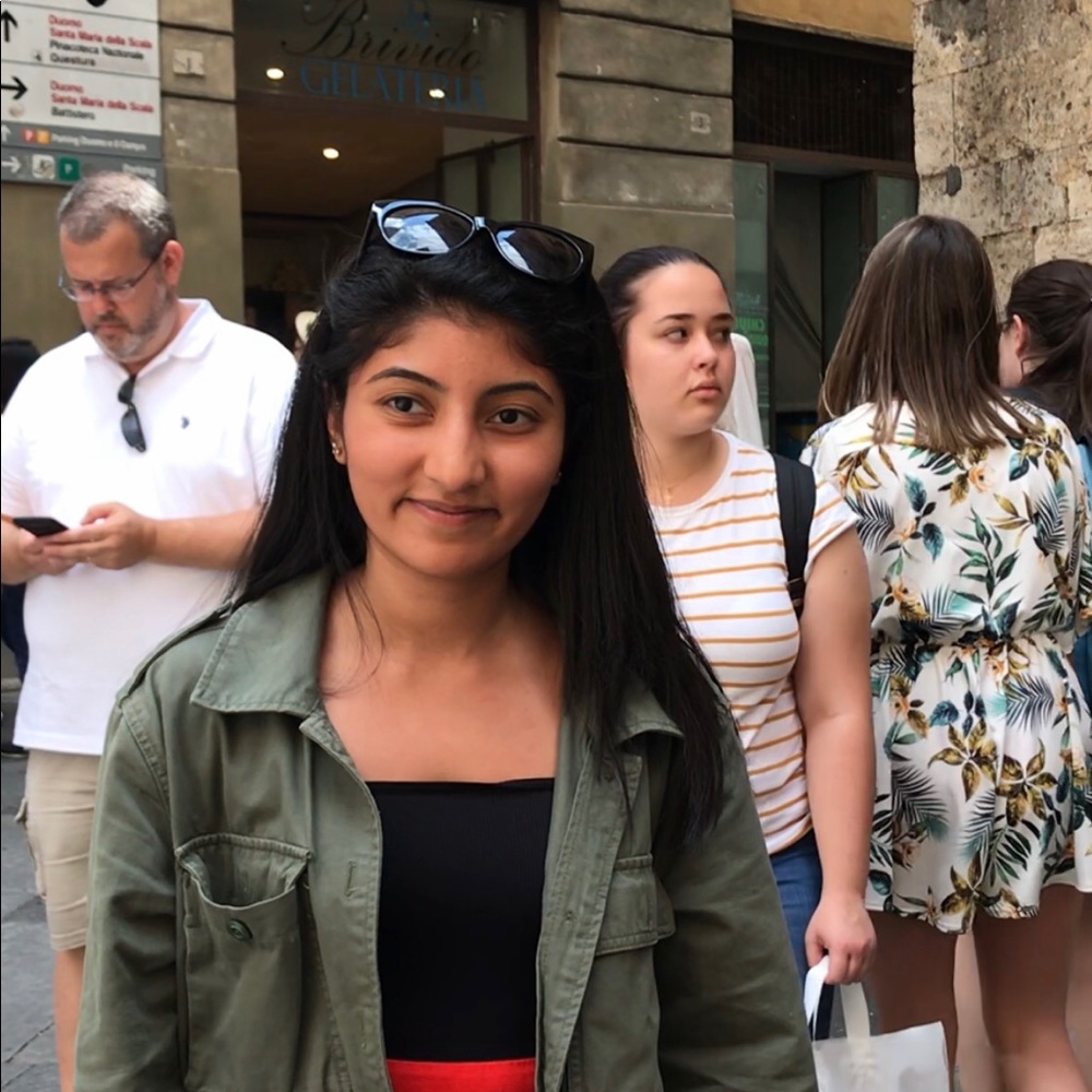 Meet your Posher, Maryum